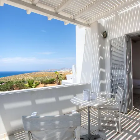 Andronis Minois Hotel