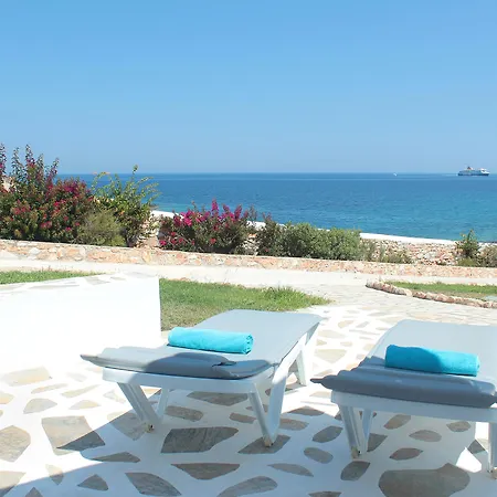 Hotel Andronis Minois Parasporos