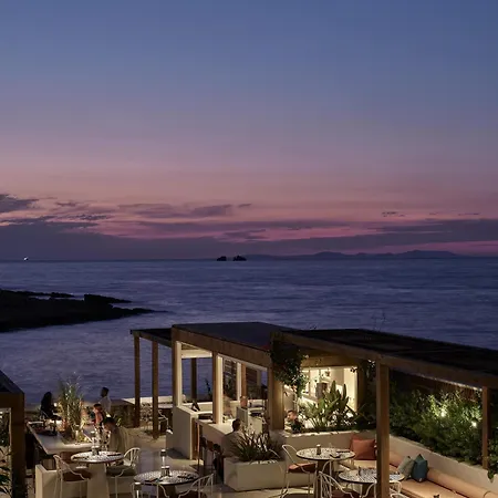 Hotel Andronis Minois 5*