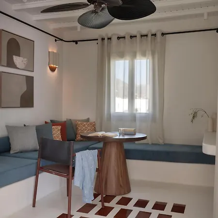 Hotel Andronis Minois 5*