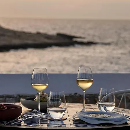 Andronis Minois Hotel