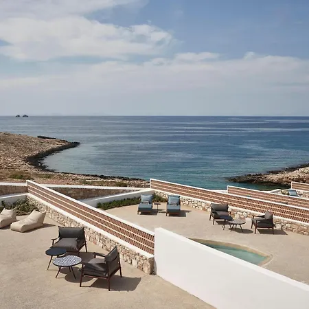 Andronis Minois - Small Luxury Of The World 5*
