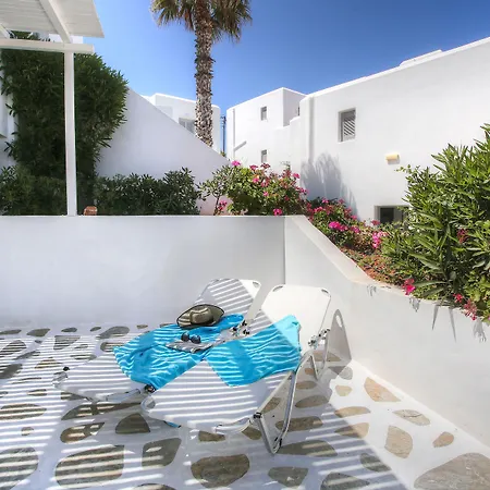 Hotel Andronis Minois 5*