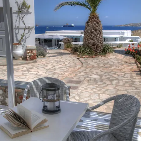 Hotel Andronis Minois Parasporos