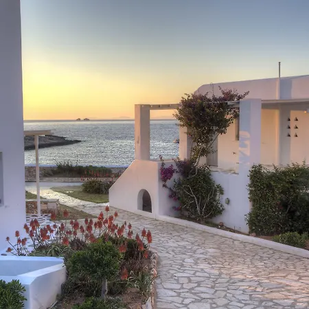 Andronis Minois Hotel