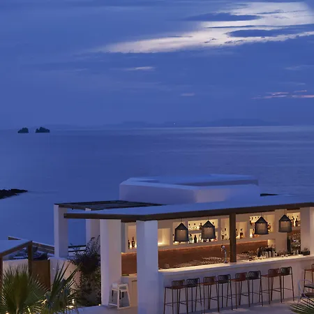 Andronis Minois Hotel Parasporos