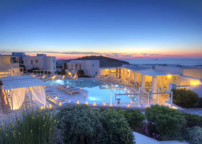 Hotel Andronis Minois 5*