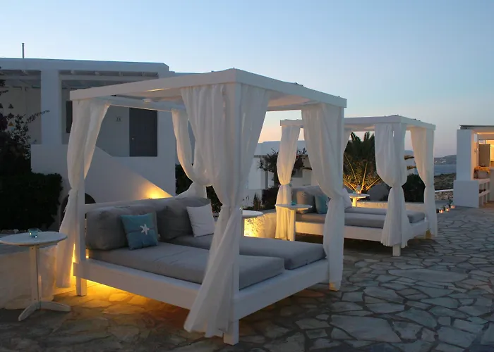 Andronis Minois Hotel Parasporos