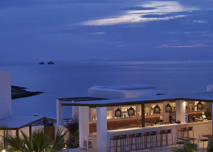 Andronis Minois Hotel Parasporos