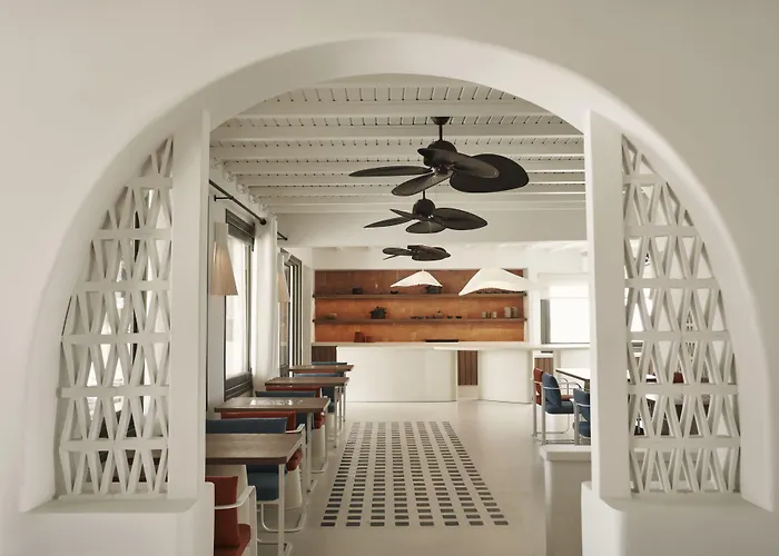 Andronis Minois Hotel