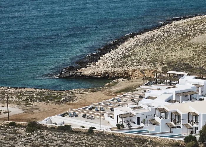 Andronis Minois Hotel Parasporos